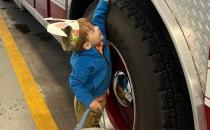 Storytelling Competition Gives Rise to Laughs and Healthy Competition 