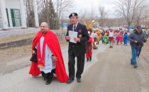 Santa Claus Makes Early Visit to Local Children